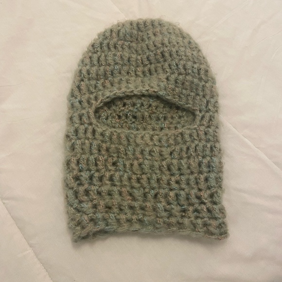 Seafoam Mohair Balaclava - Picture 3 of 4